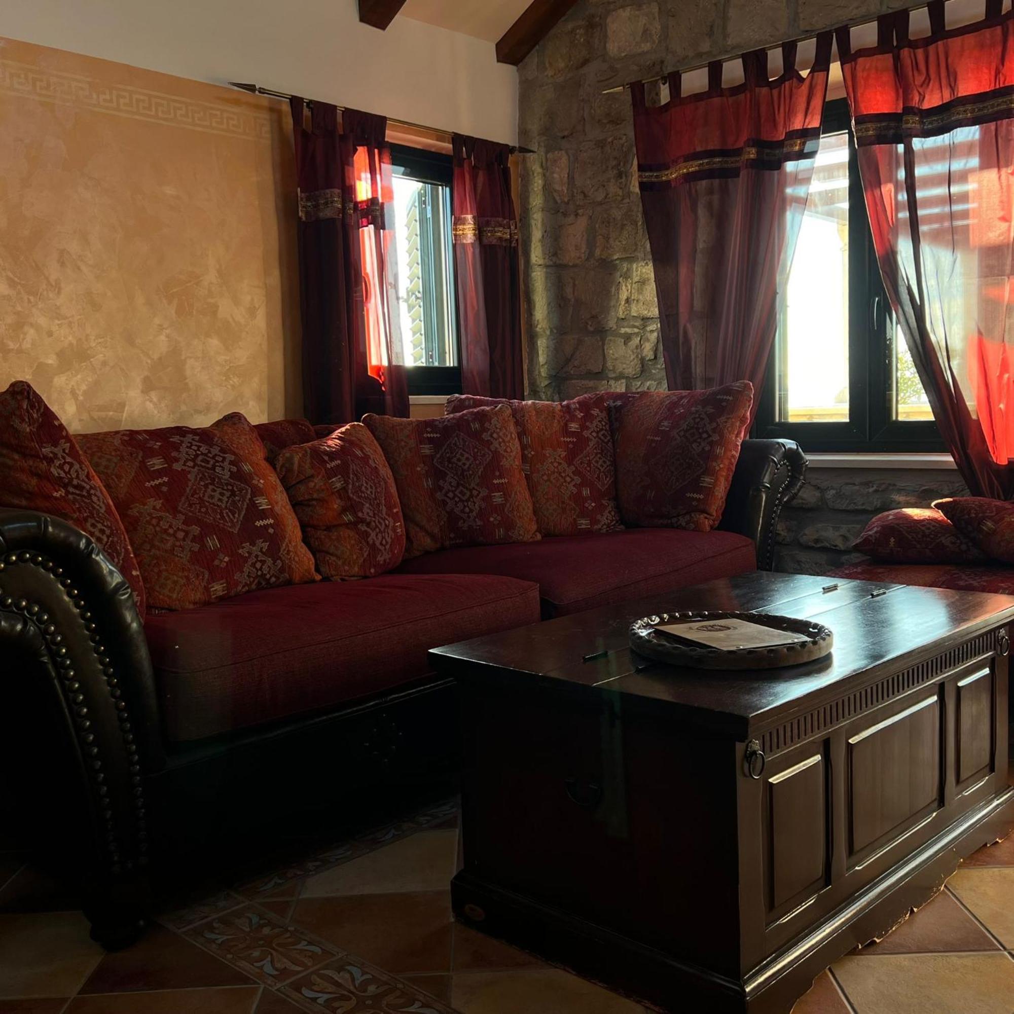 Villa Gabine Kaštela 外观 照片